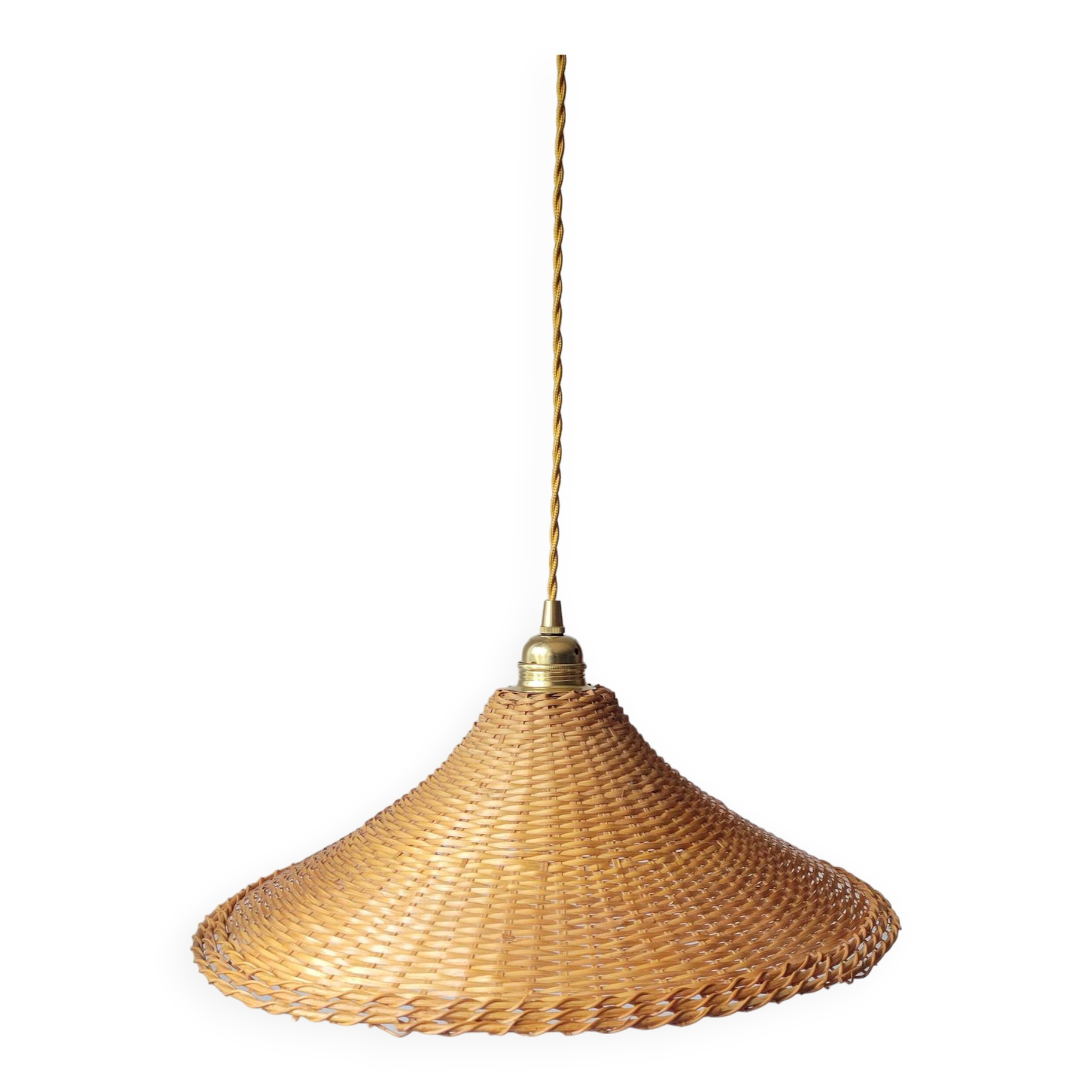 Woven wicker pendant light