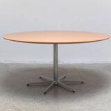 Large 'circular' oak dining table by Arne Jacobsen for Fritz Hansen, 1966