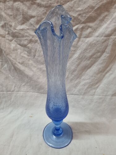 Vase soufflé bleu de 1980
