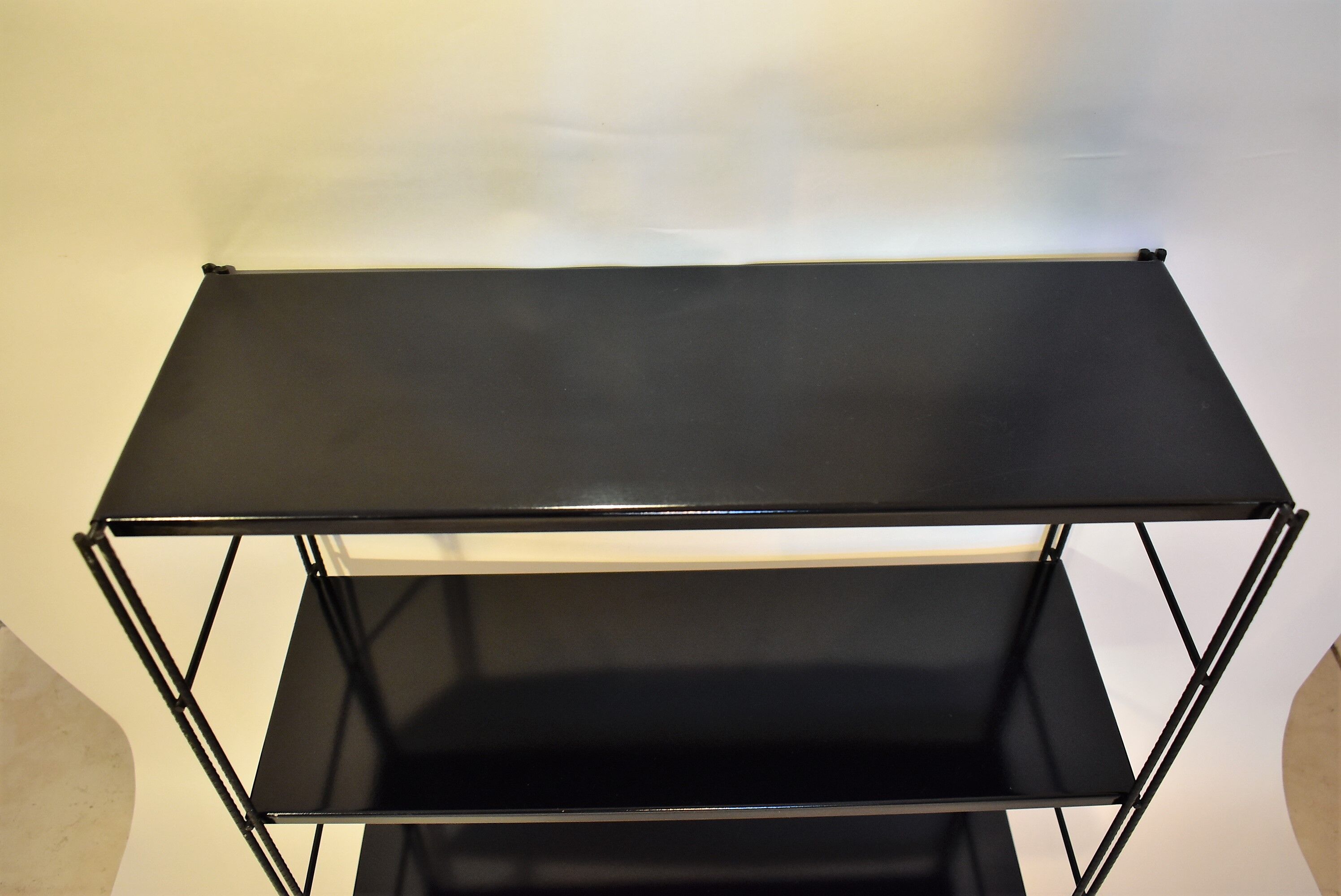 Shelf string vintage