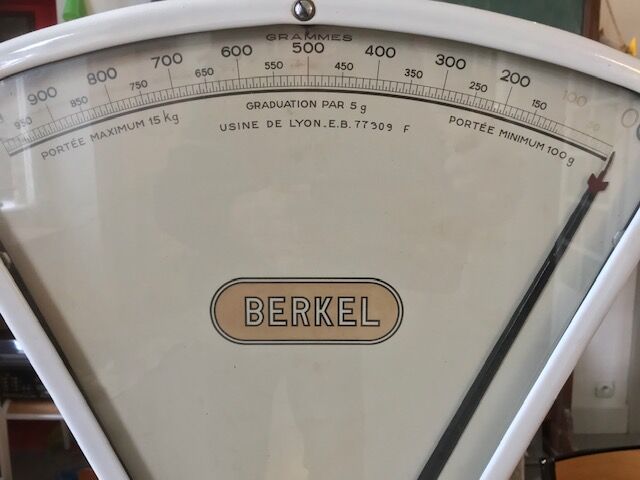 Berkel grocery scale