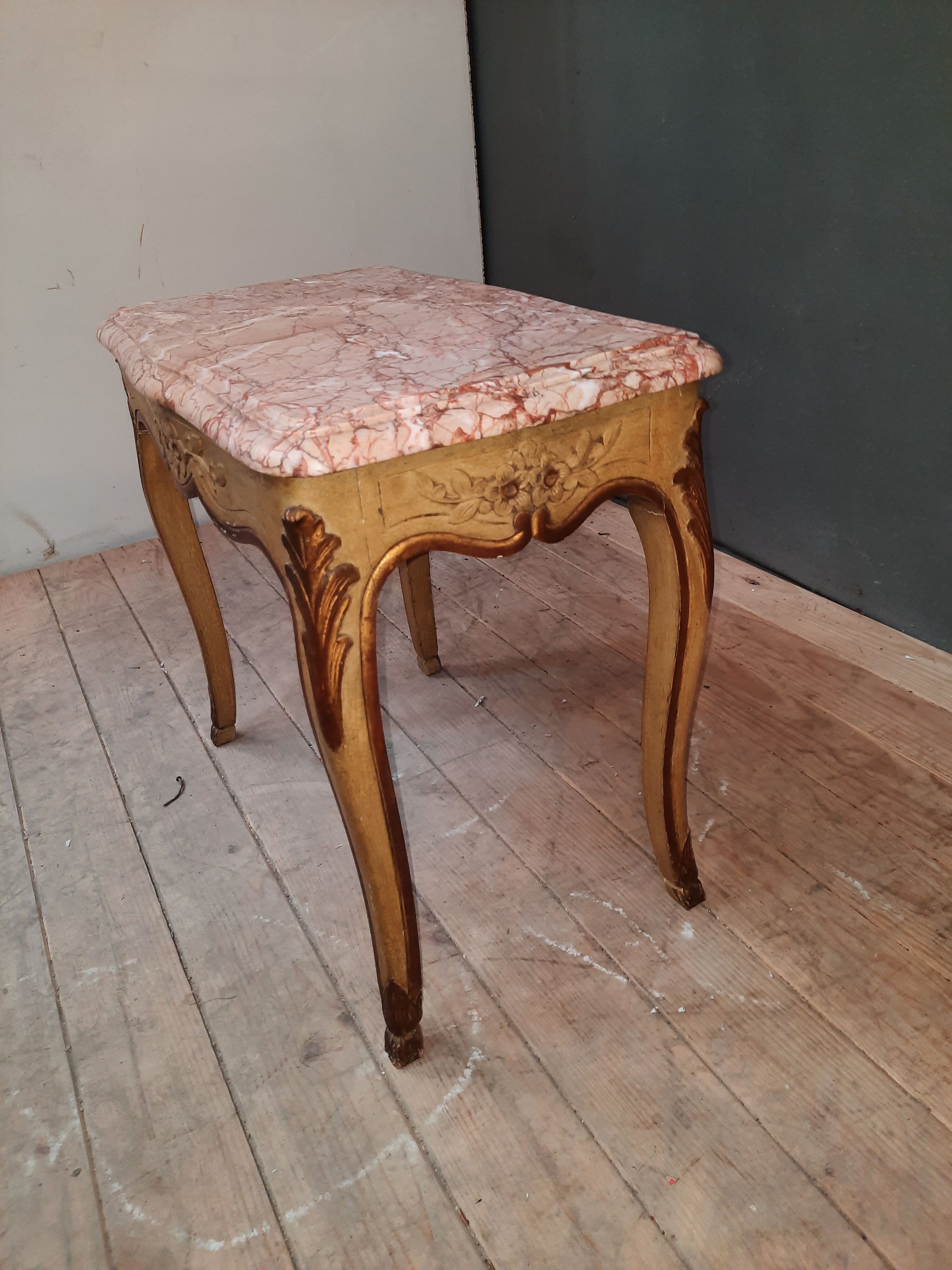 Small coffee table dessu marble