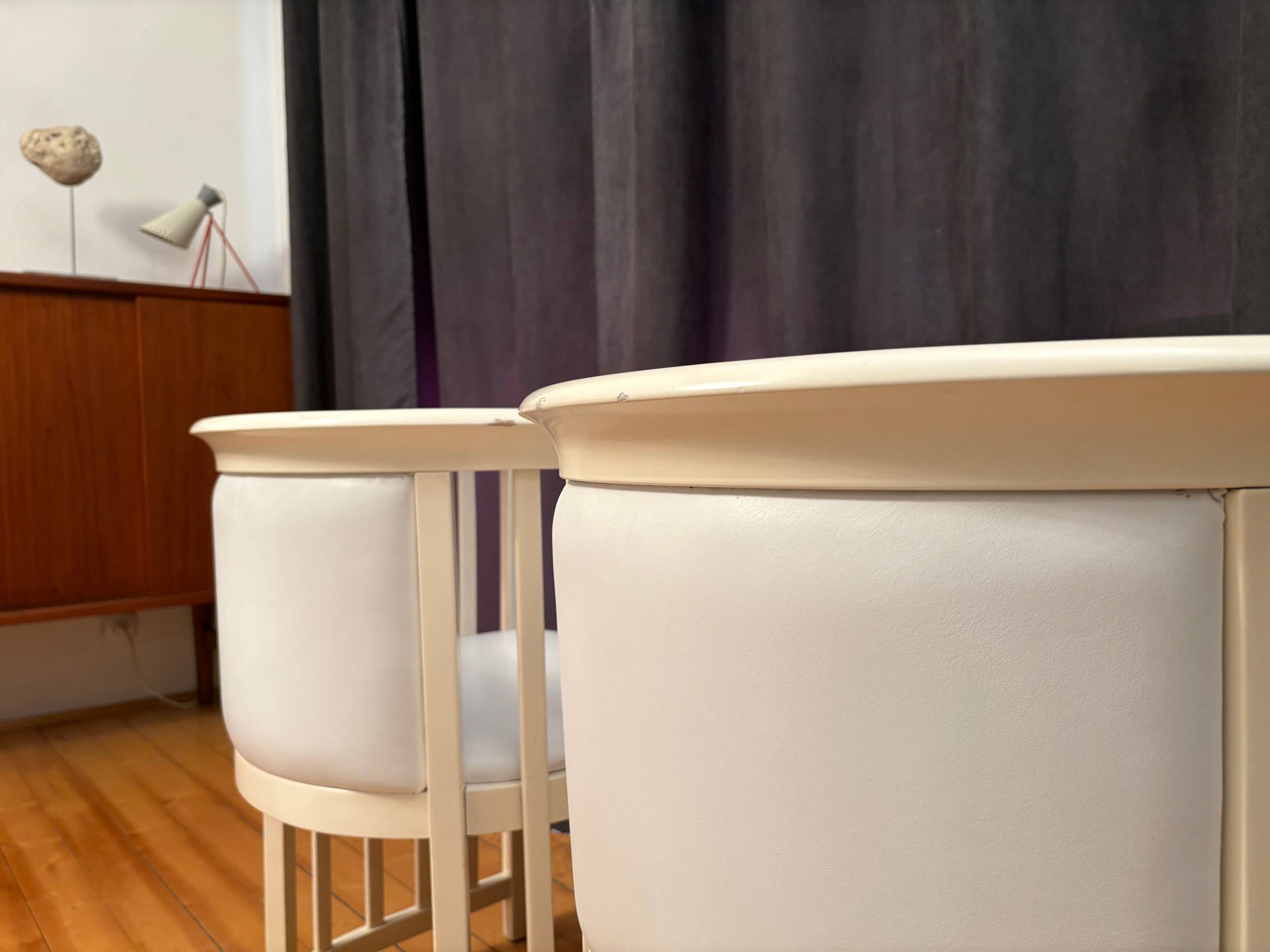 Pair of armchairs designed by Josef Hoffmann for Cabaret Fledermaus, Austri