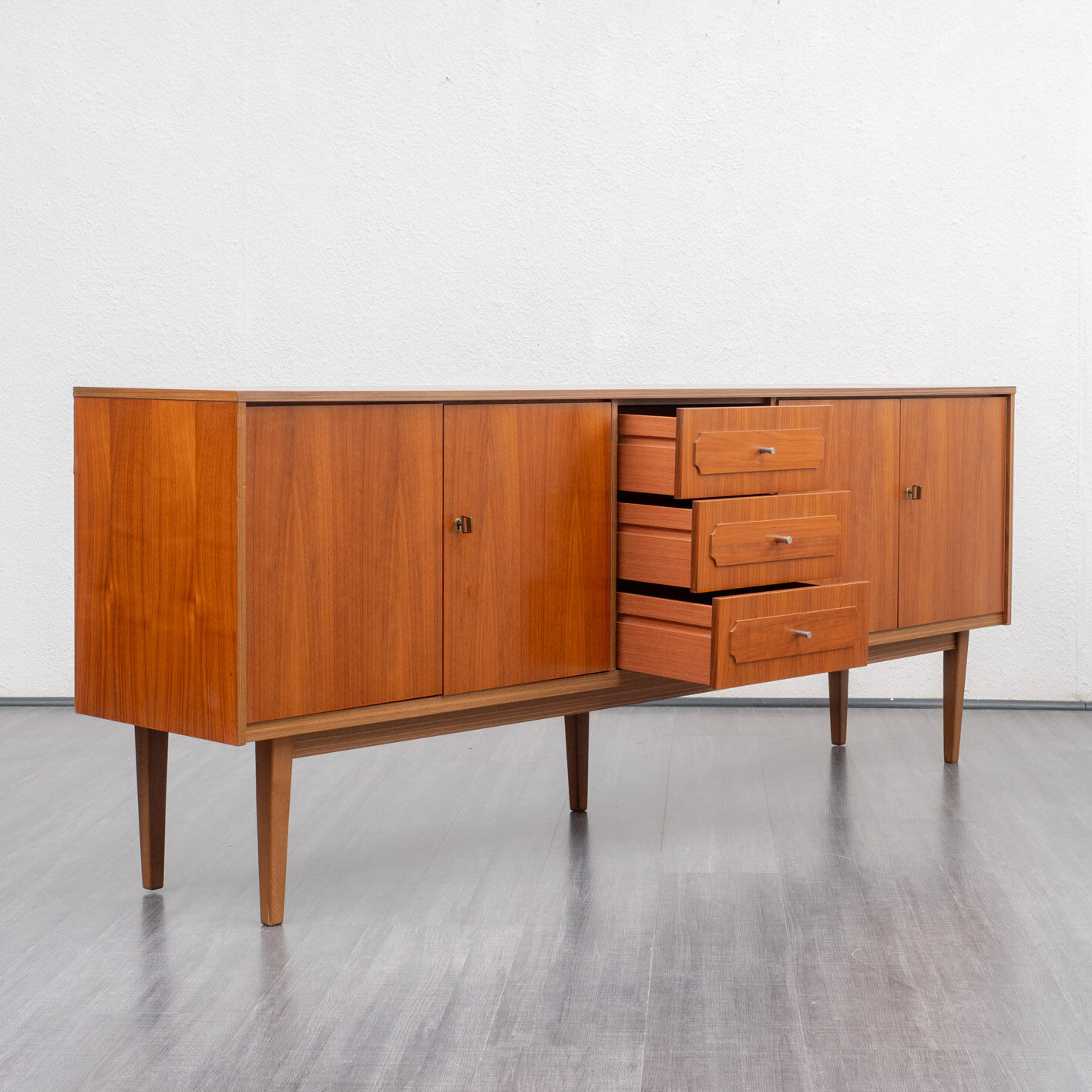 Sideboard in walnut 1960s