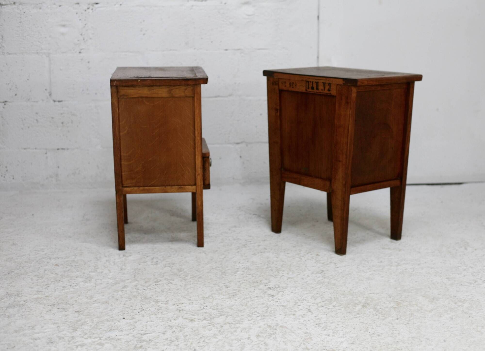 Pair of bedside tables by René Gabriel, Lieuvin. France, 1945
