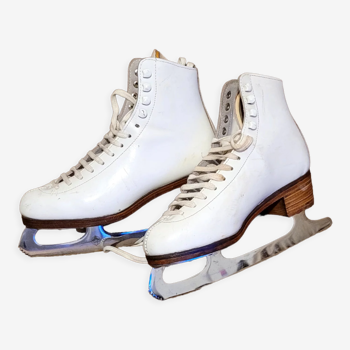 Nice ice skates