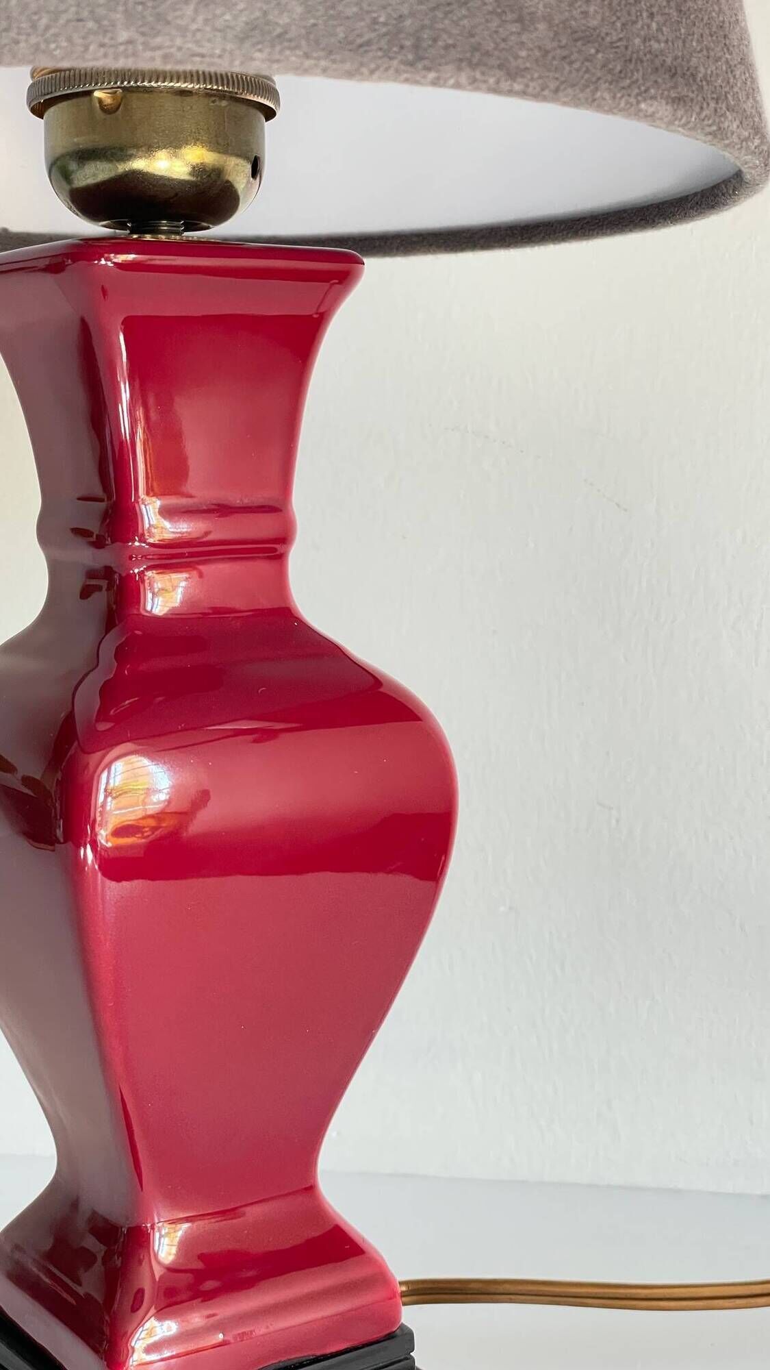VINTAGE Chic Ceramic and Velvet LAMP