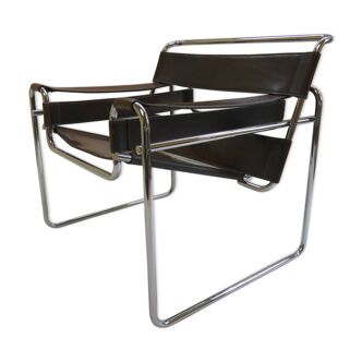 Wassily B3 armchair by  Marcel Breuer for Knoll