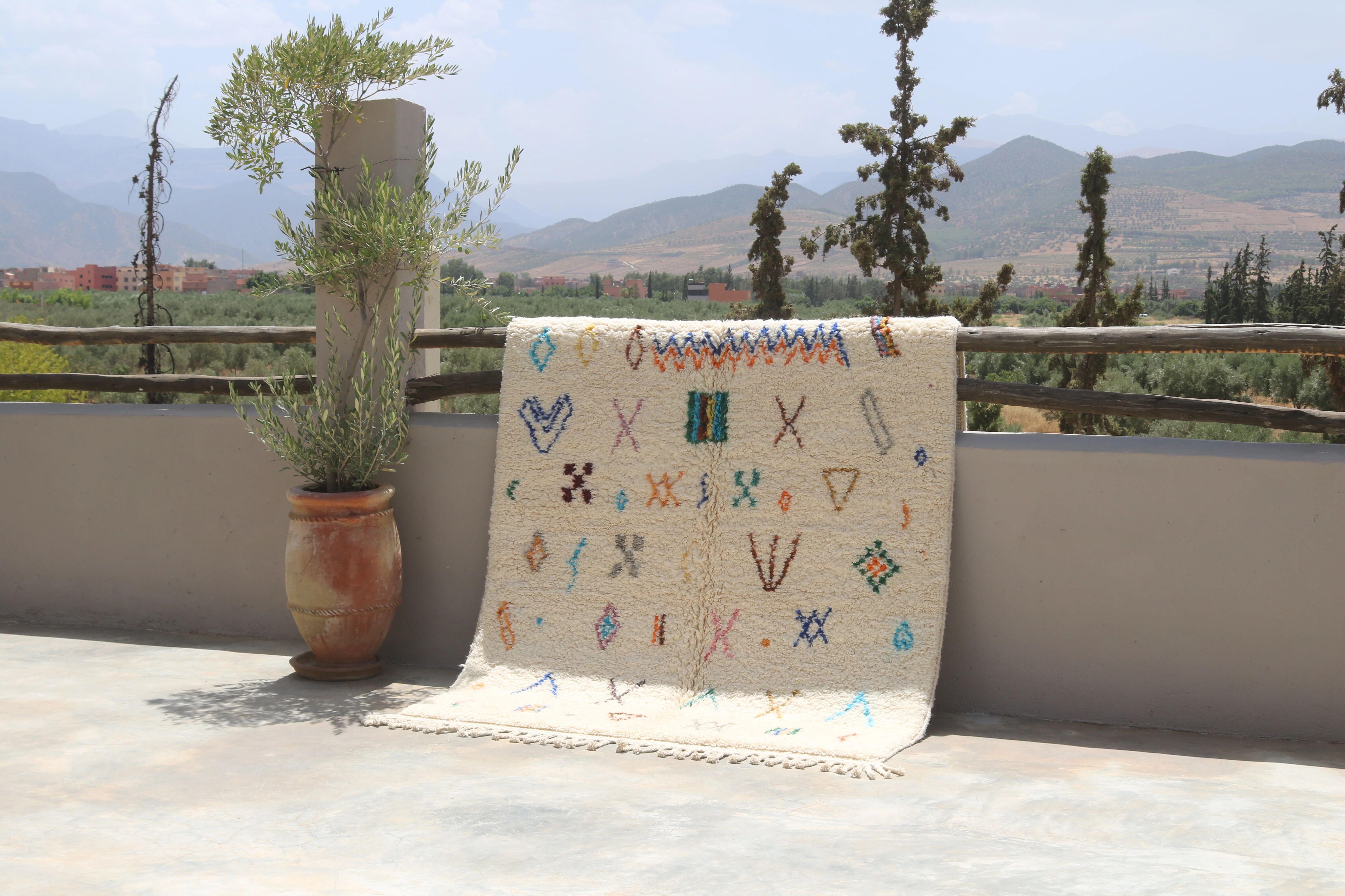 Colourful handmade rug, 255 x 160 cm - AZ839
