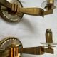 Paire d'appliques Art Déco en laiton et verre miroité, France 1940