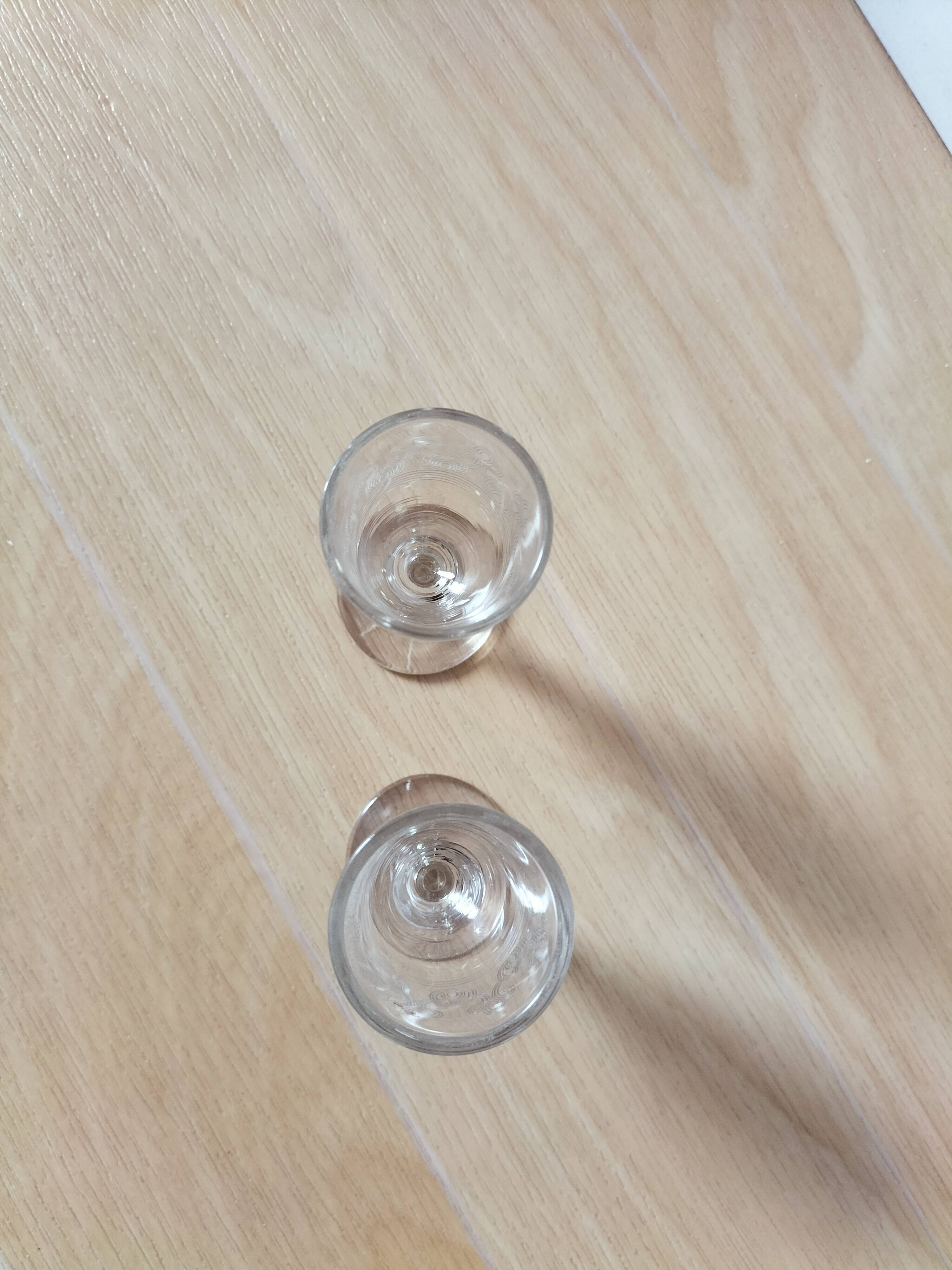 Set of 2 liqueur glasses