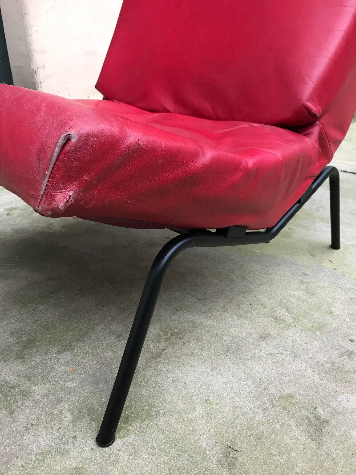 Chauffeuse CM 194 par Pierre Paulin 1957