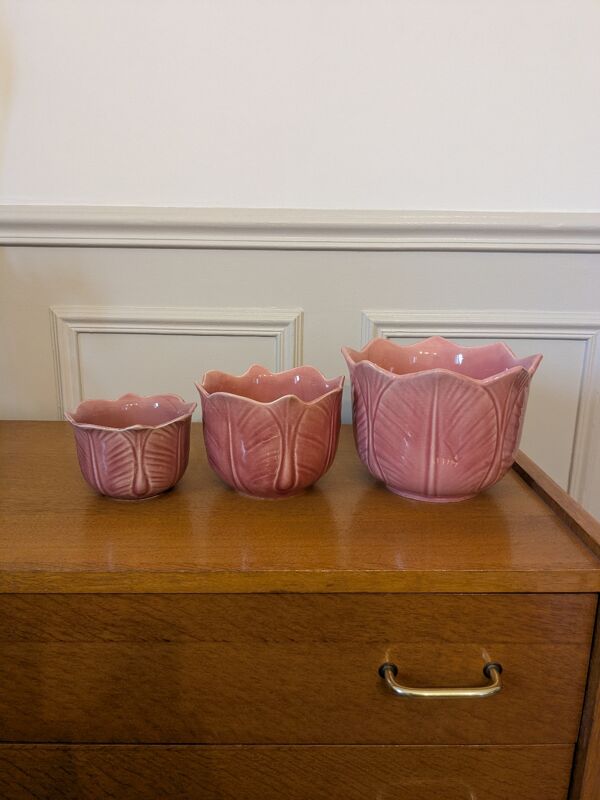 Ensemble de trois caches pots en céramique