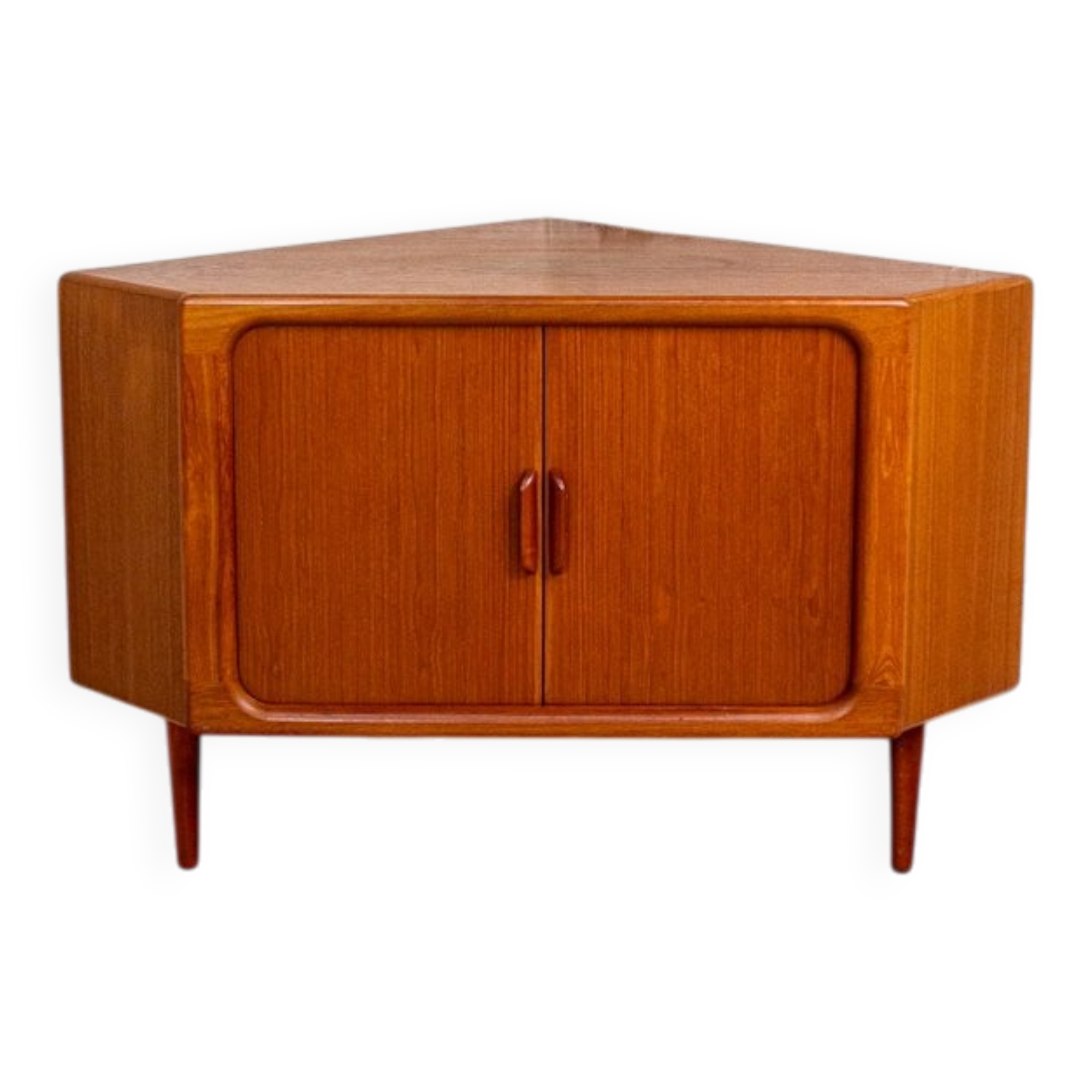 Commode d'Angle Mid-Century en Teck de Dyrlund, Danemark, 1960s