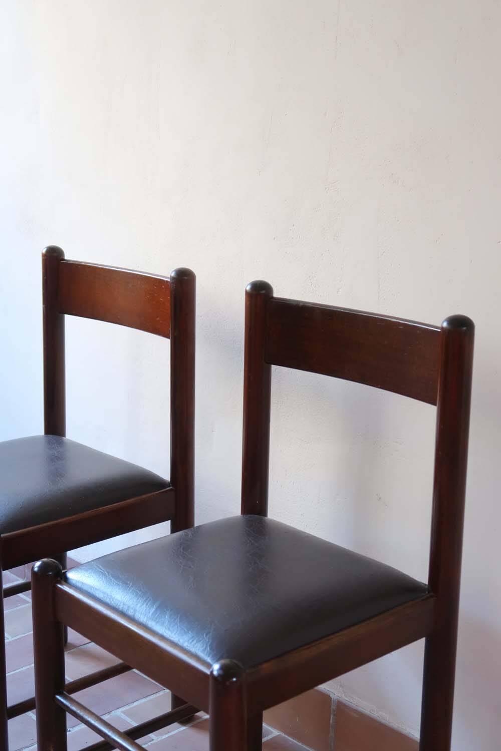 4 brutalist skai chairs (3 lots available)