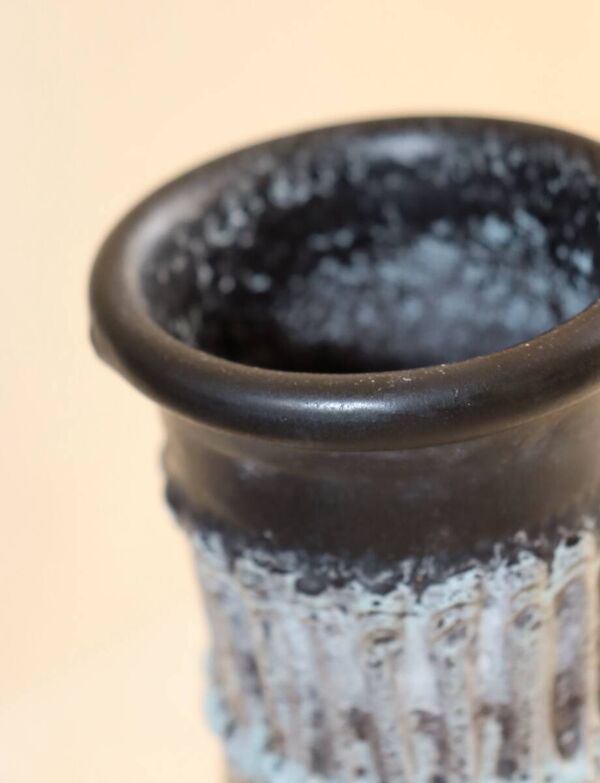 Vase en terre vernissée