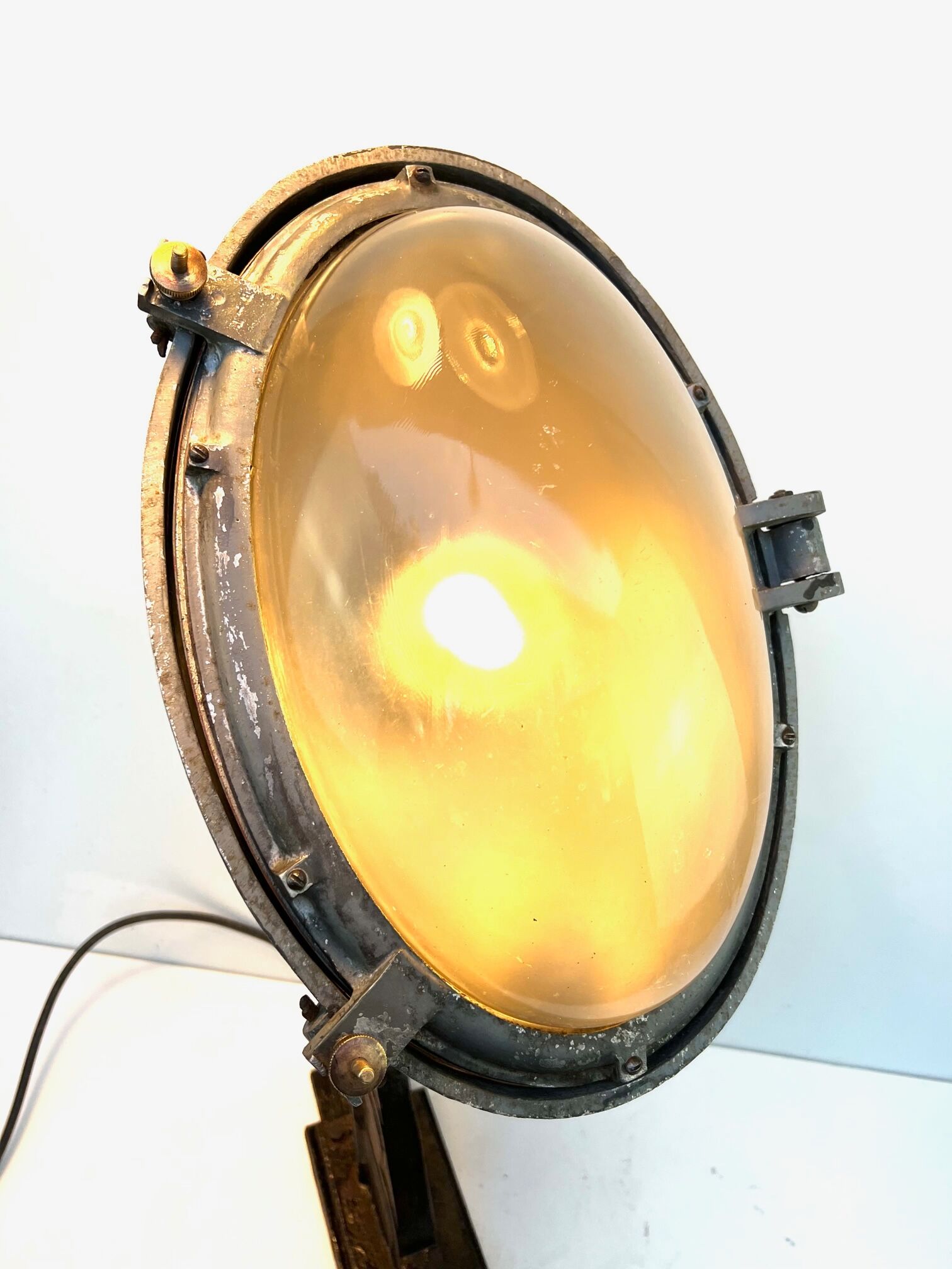 Floor lamp facade 1930