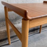 Tables basses "venus" ge 1937 par hans j wegner pour getama