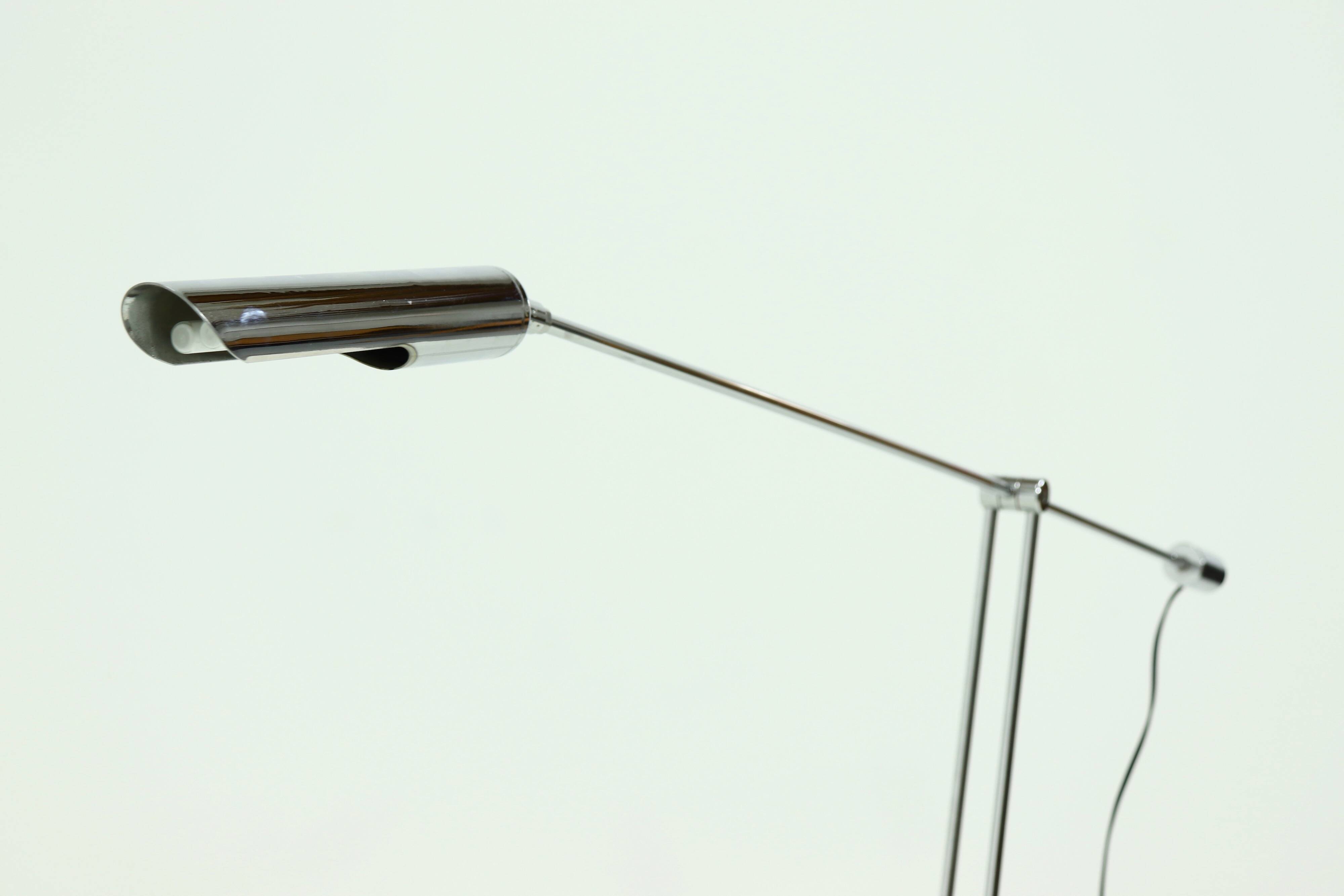 Lampe à contrepoids en acier chromé par Abo Randers Danemark 1970