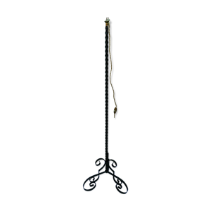 pied de lampadaire en