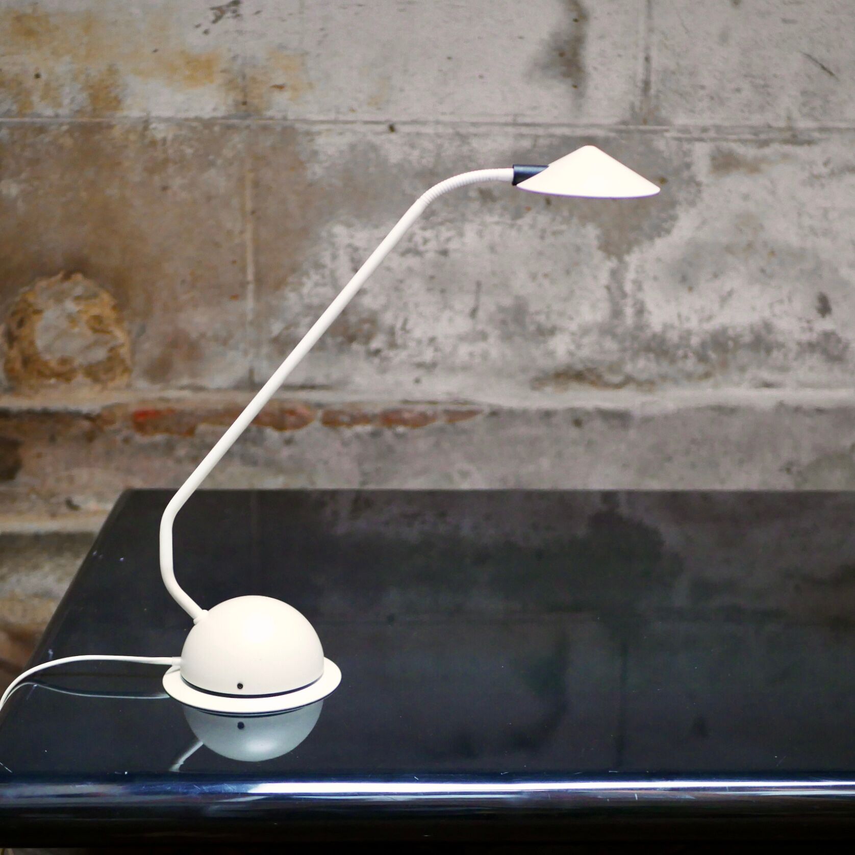 Herda table lamp