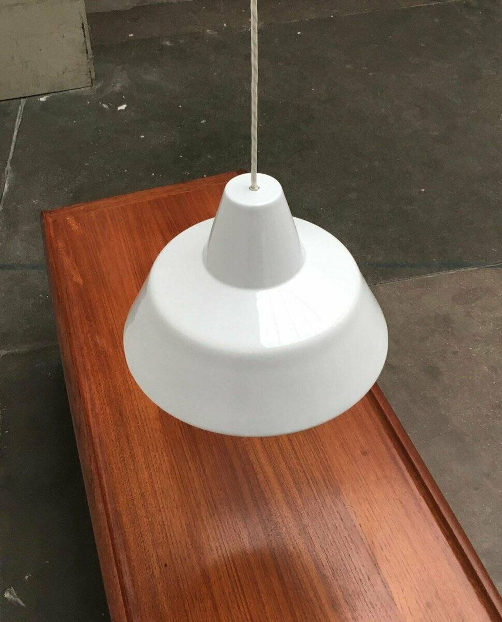 Modern Danish enamel pendant lamp from the mid-century by Louis Poulsen, 1960s.
