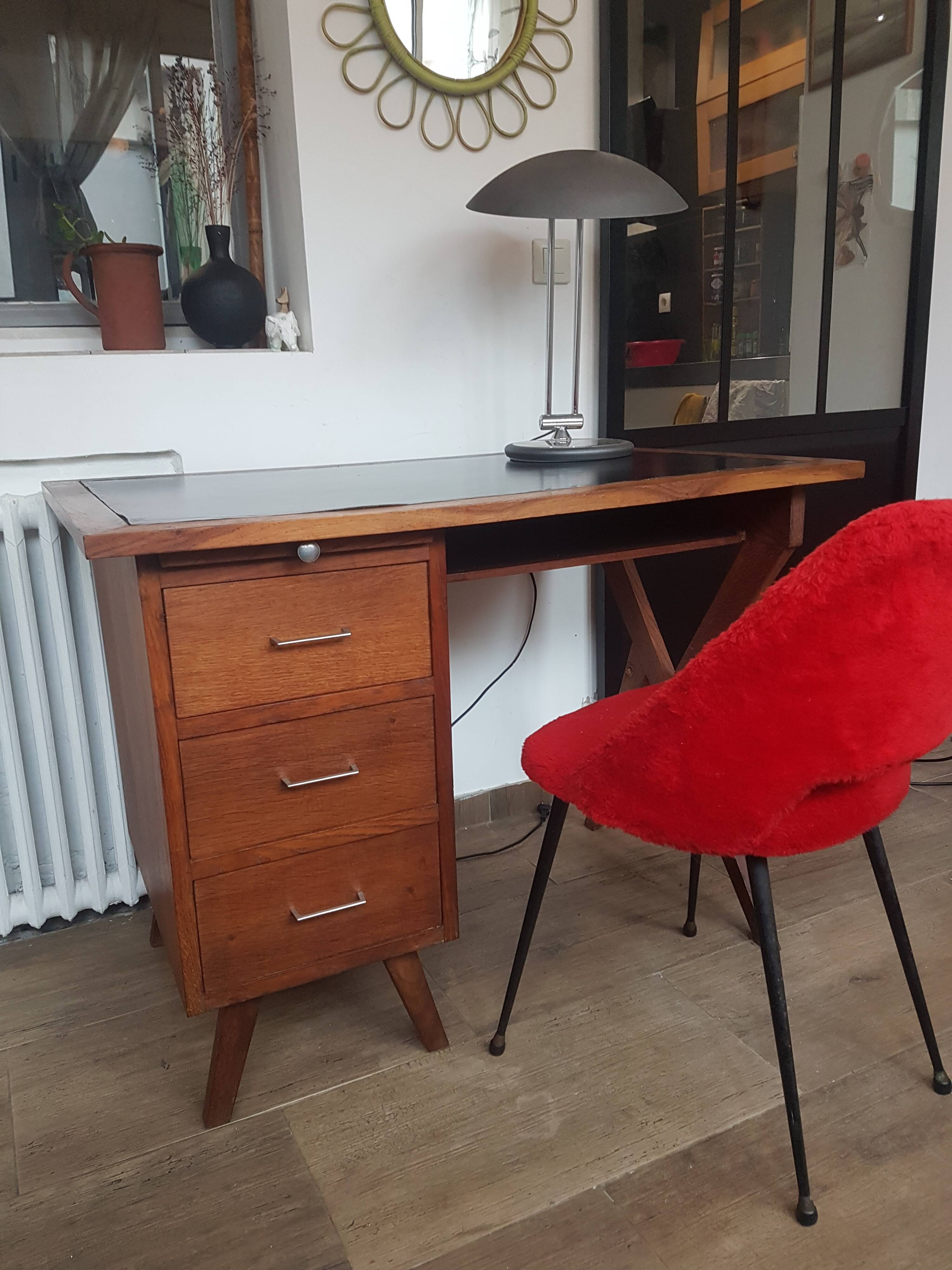 Bureau scandinave pieds compas