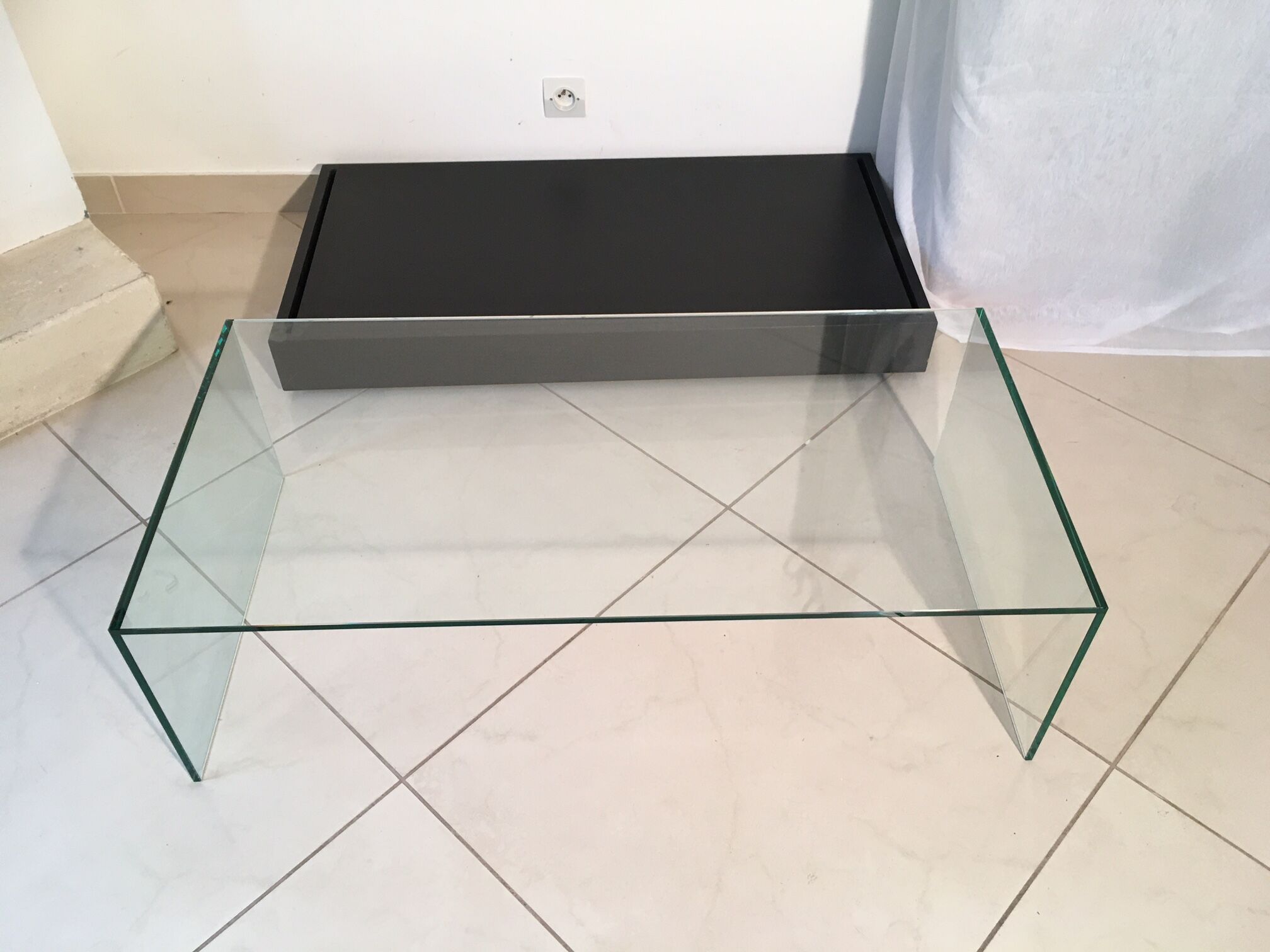Contemporary coffee table