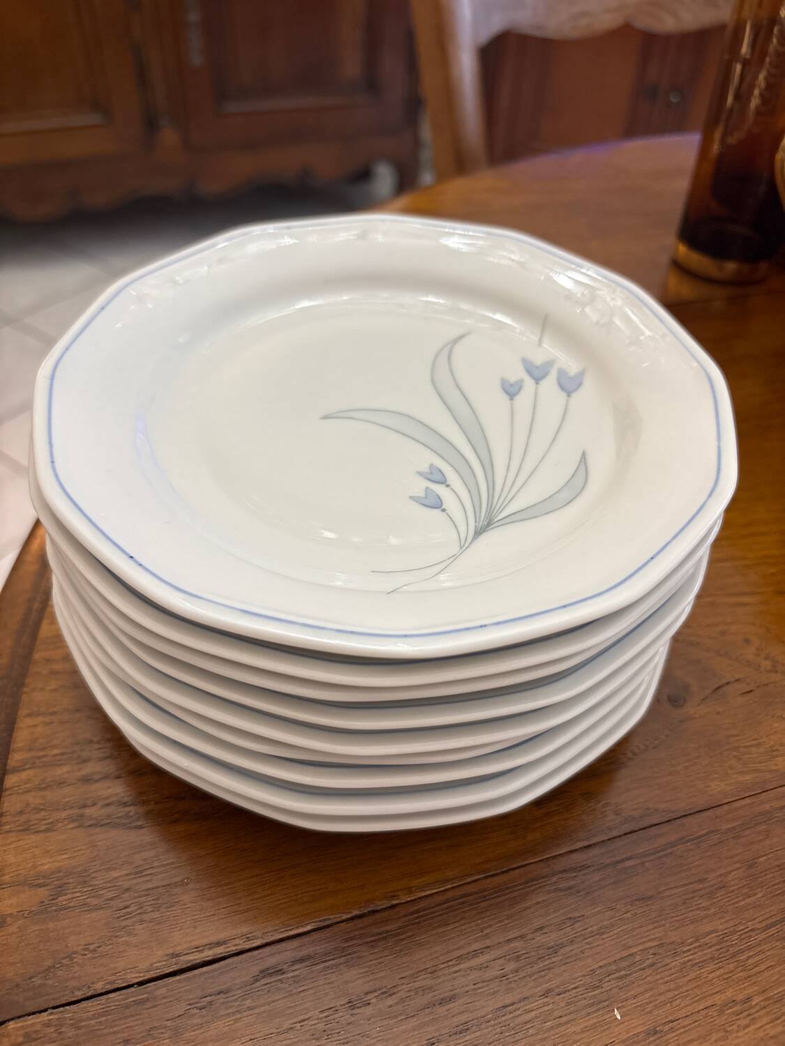 9 assiettes plates Kahlo