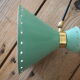 Lampe de potence murale articulée Diabolo du designer René Mathieu - verte
