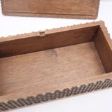 Brutalist pocket emptier with lid