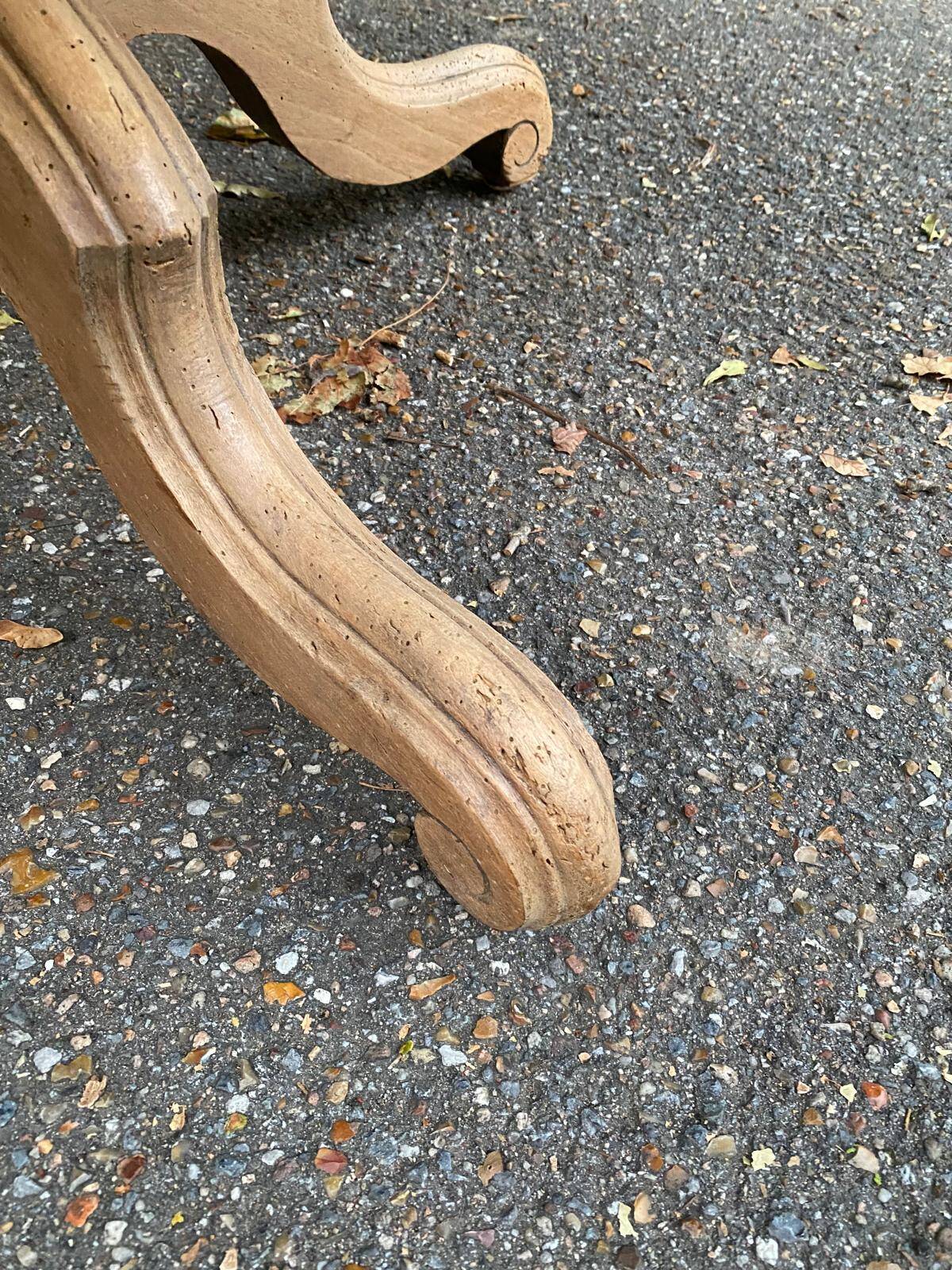 Table à manger ronde pied central extensible en chêne massif du 18ème 210