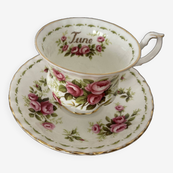 tasse et ss tasse "Juin" porcelaine Royal Albert