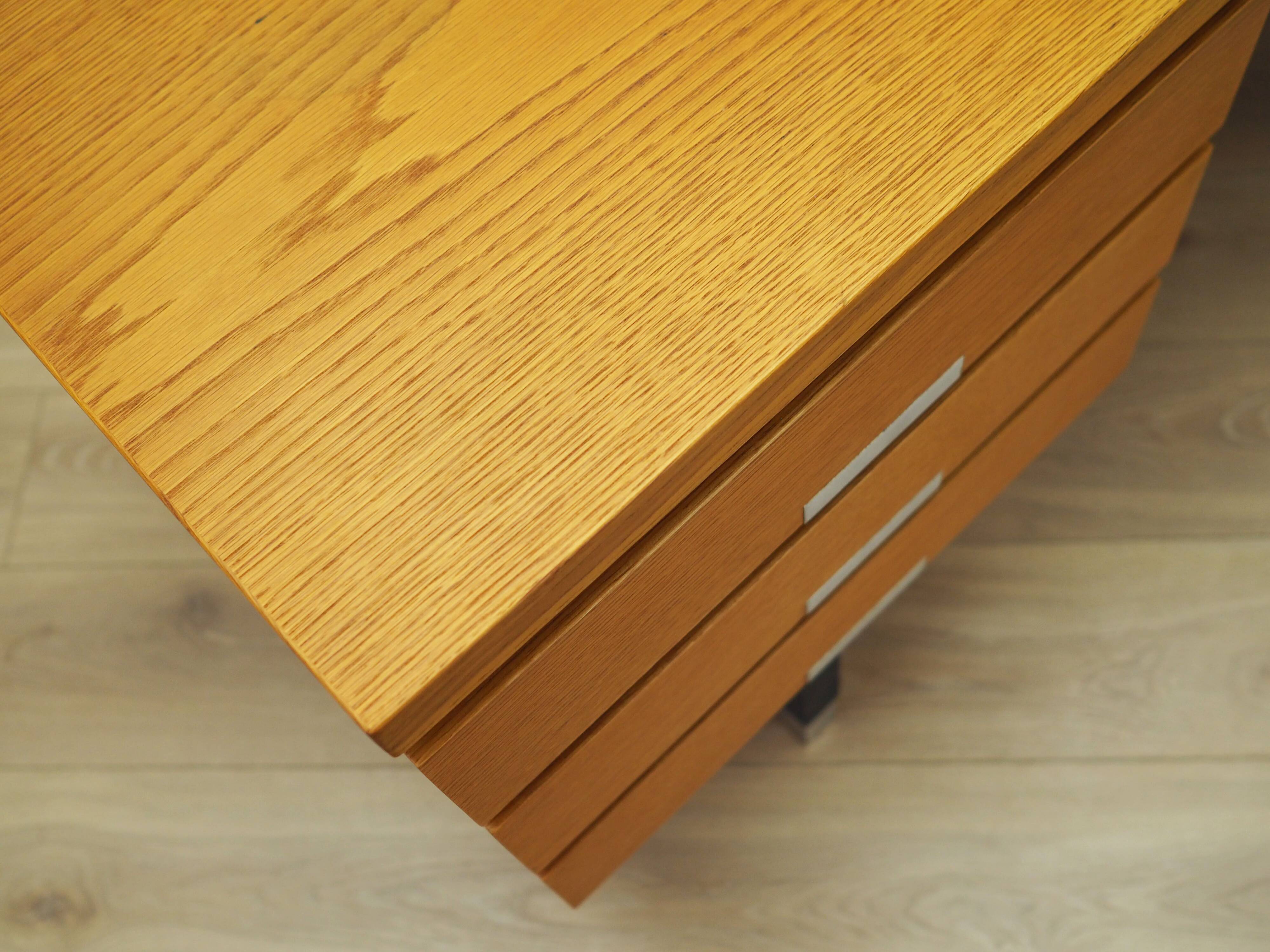 Ash desk, Danish design, 1970s, manufacturer: Eigil Petersens Møbelfabrik