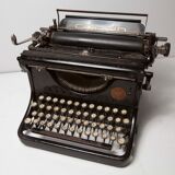 Typewriter continsouza 20s