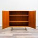 Buffet haut/Highboard en bois de teck avec portes rainurées,