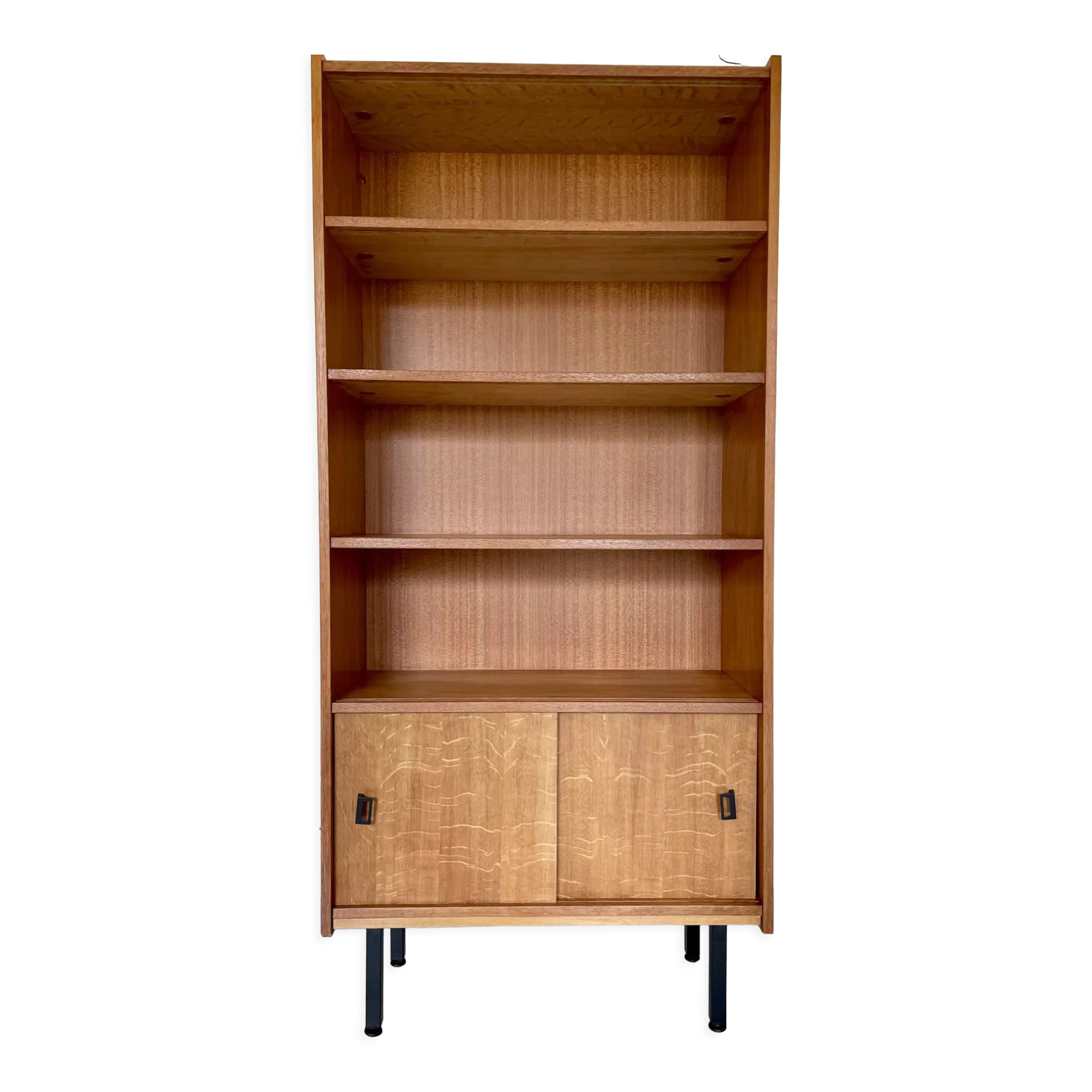 Vintage bookcase refurbished