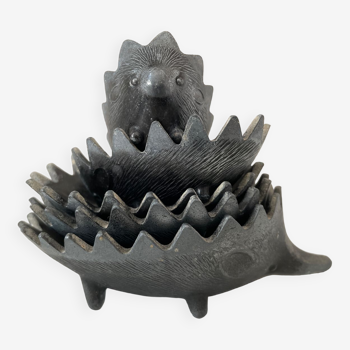 Vintage “Hedgehog family” ashtrays.