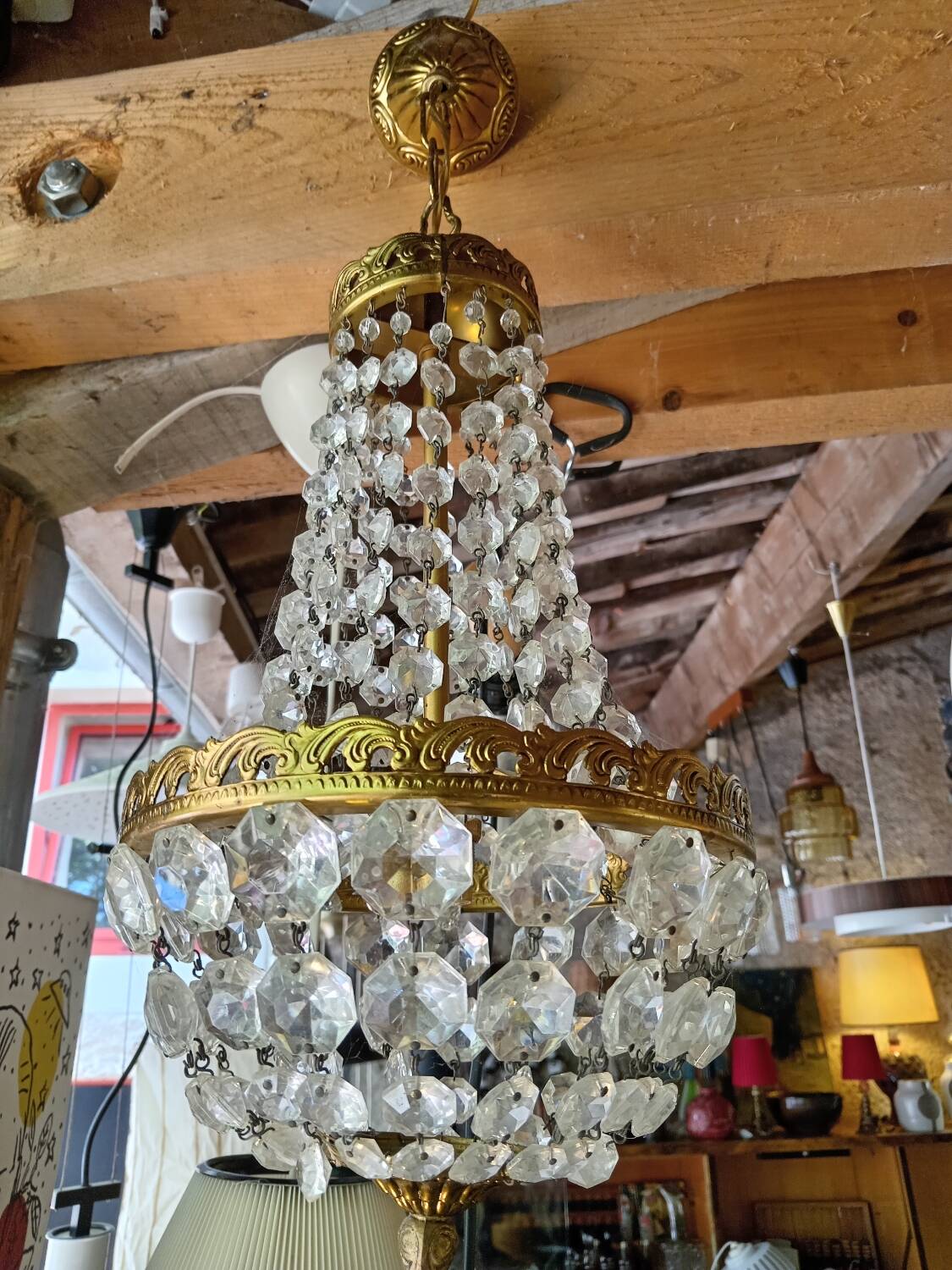 Hot air balloon chandelier with tassels