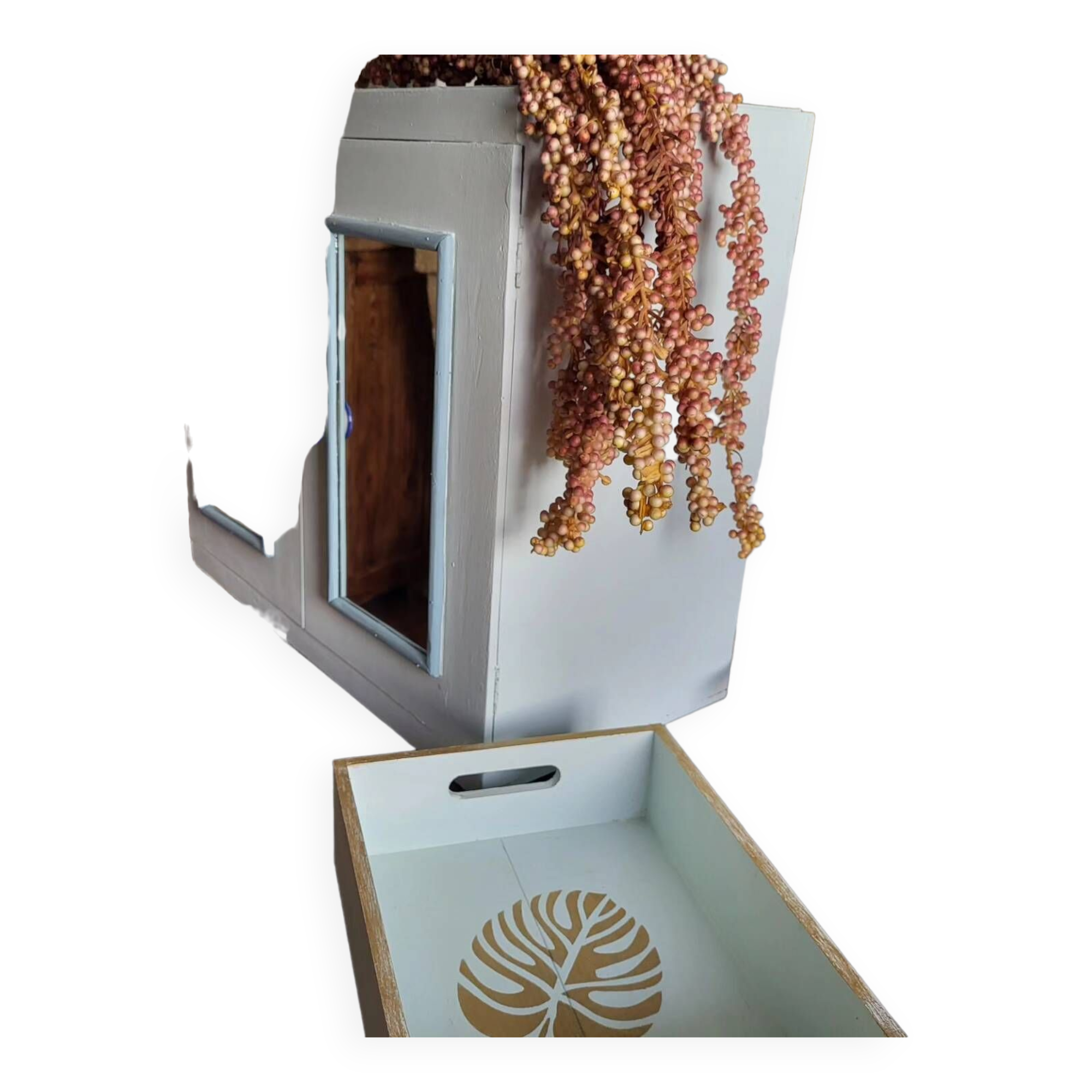 Medicine cabinet