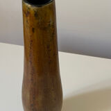 Vase en bois