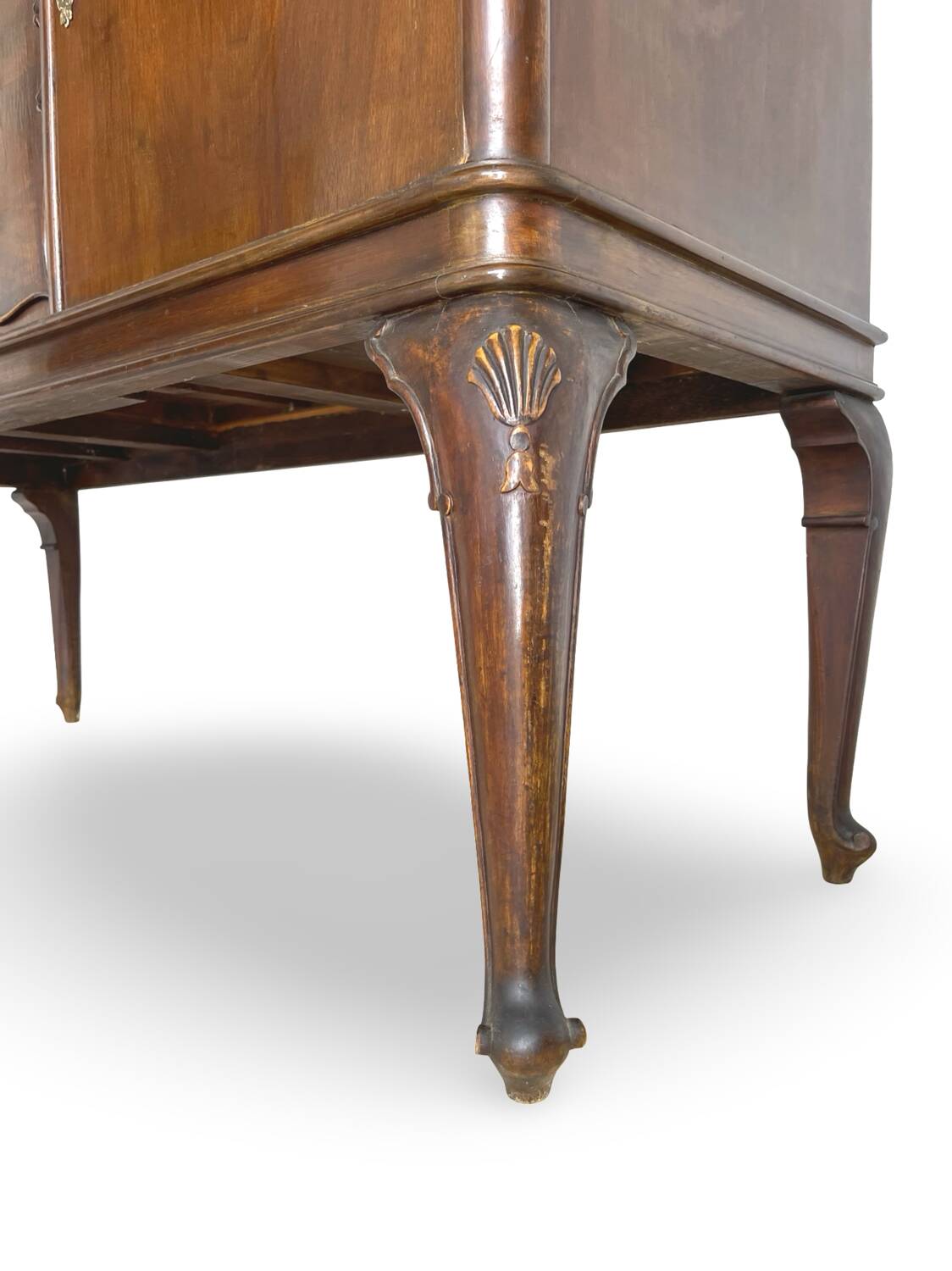 Élégant buffet italien fabriqué par Galleria G. Malafronte, Rome, années 1940