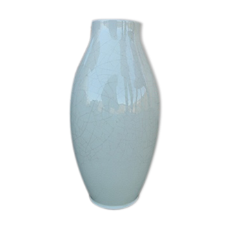 Ecru earthenware vase