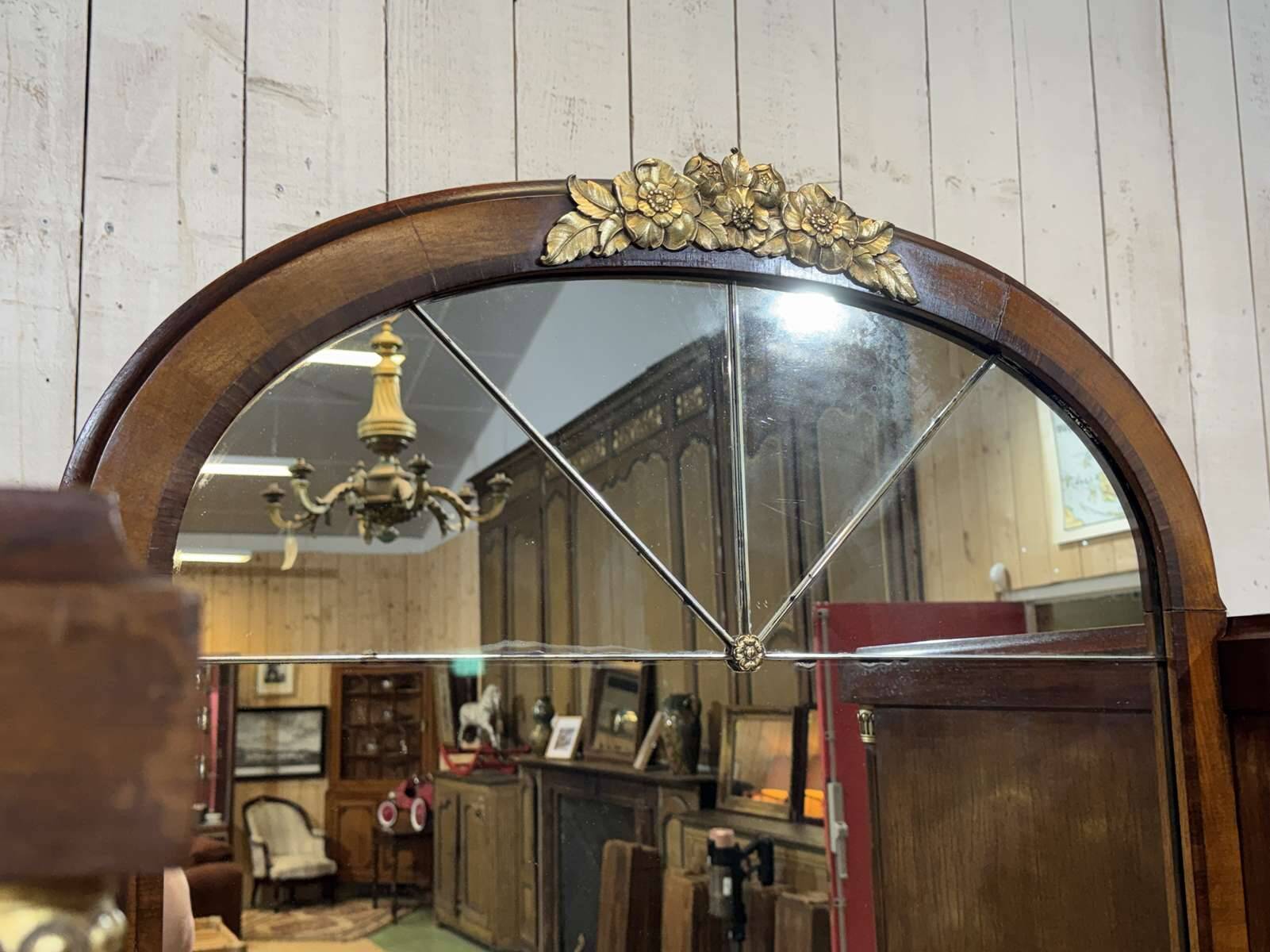 Art Deco buffet in mahogany, oak, and marble top.