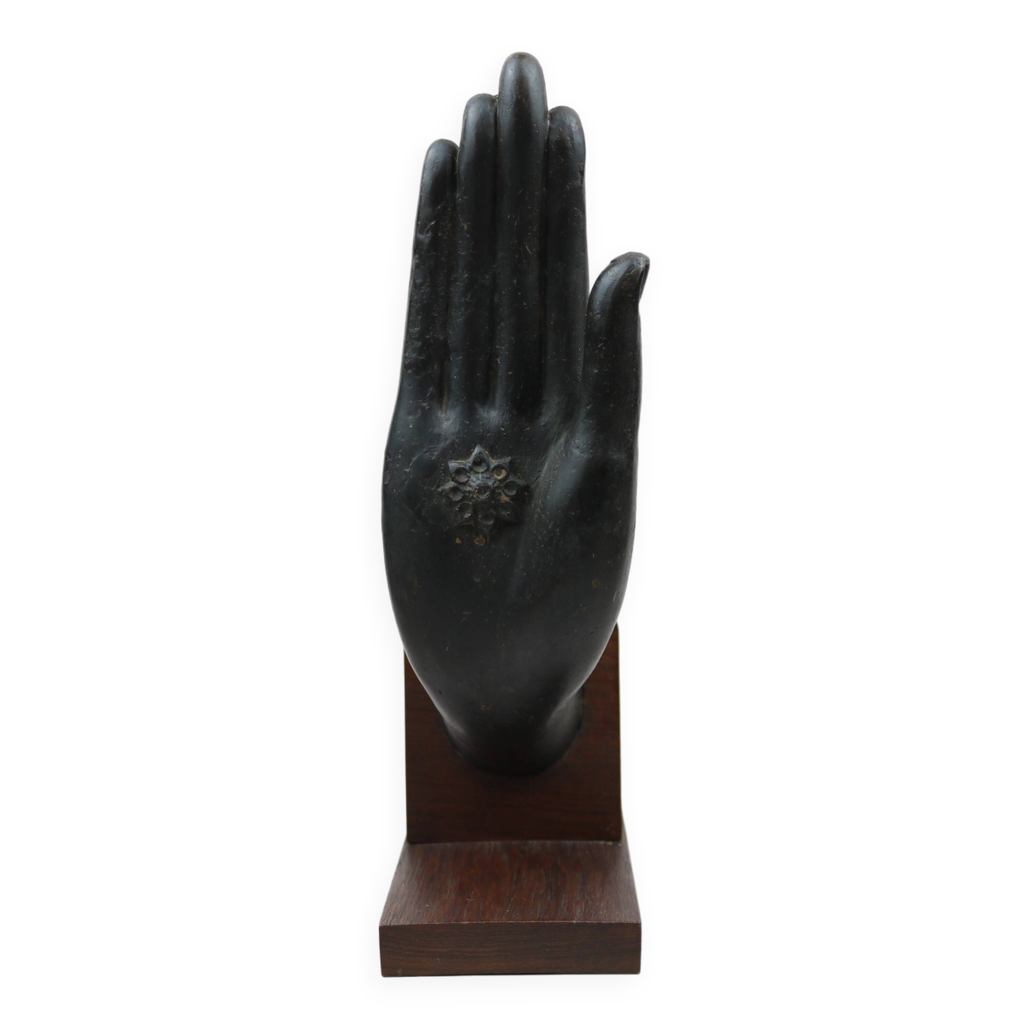 Serre Livre statue main de Bouddha