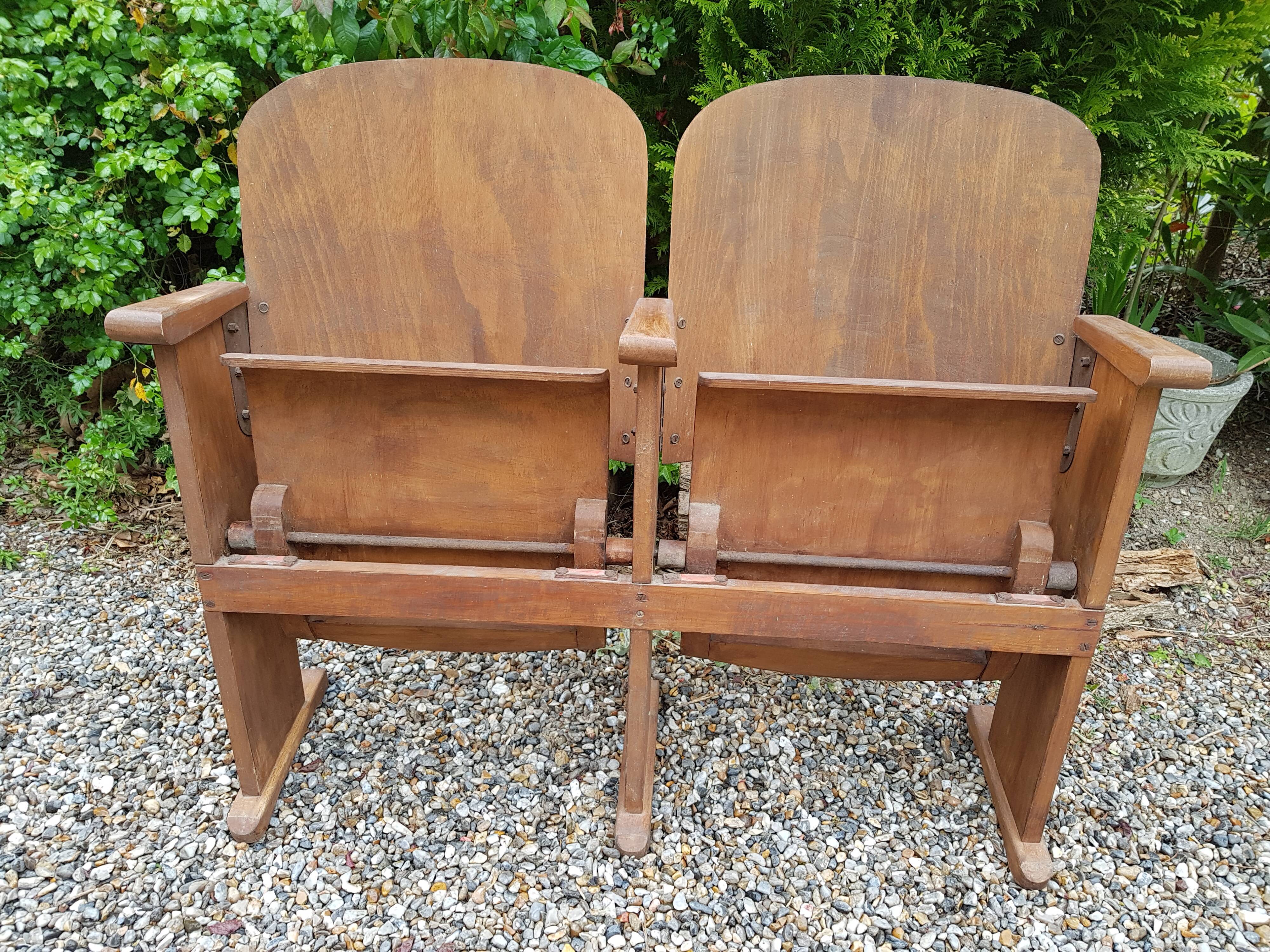 2 armchairs/cinema seats