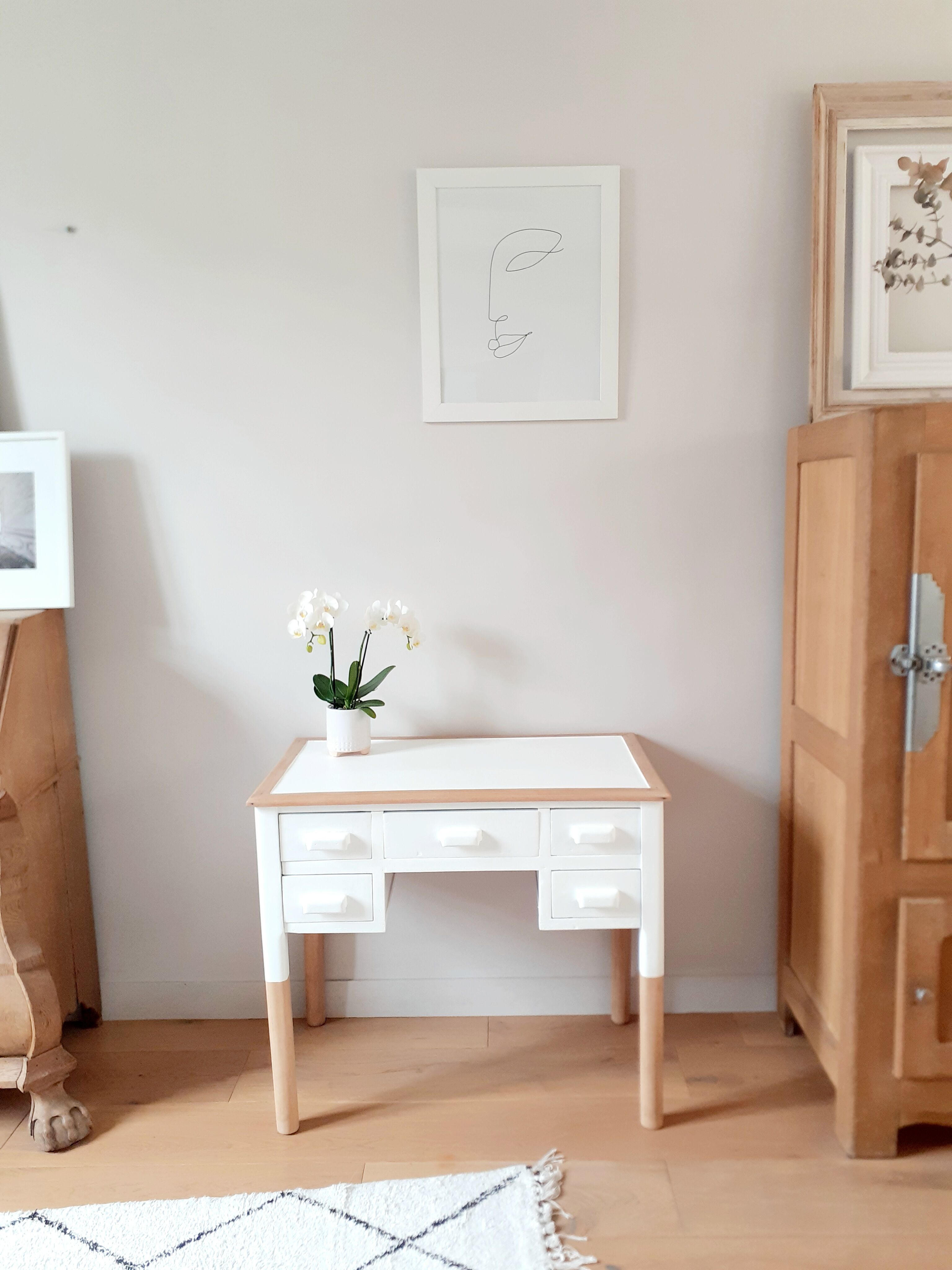 Wood and white desk