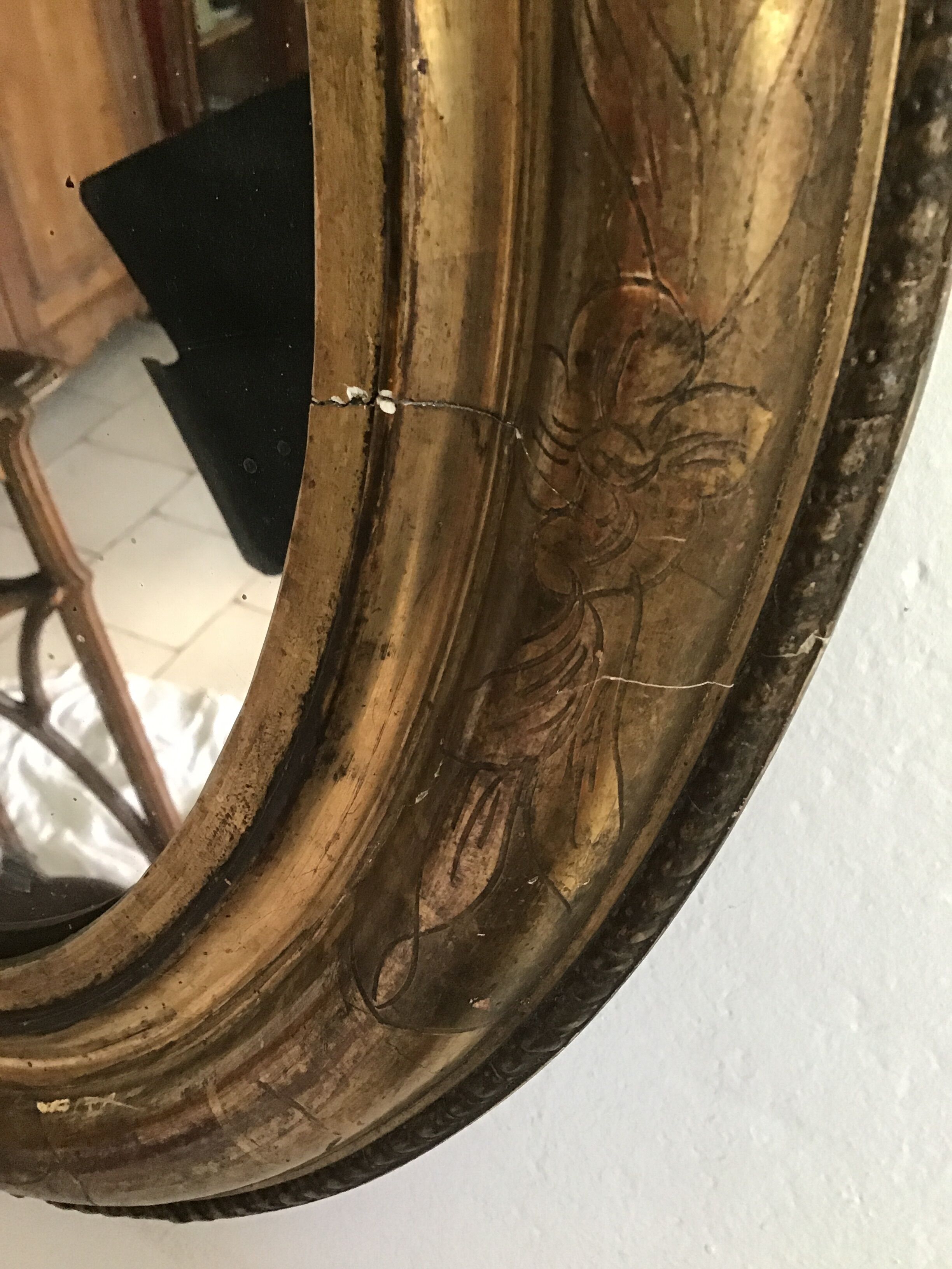 Oval mirror - 50 x 39