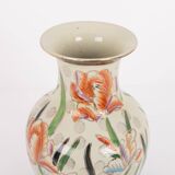 Vintage Chinese porcelain vase, 1970’s