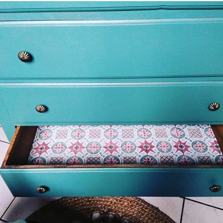 Vintage dresser